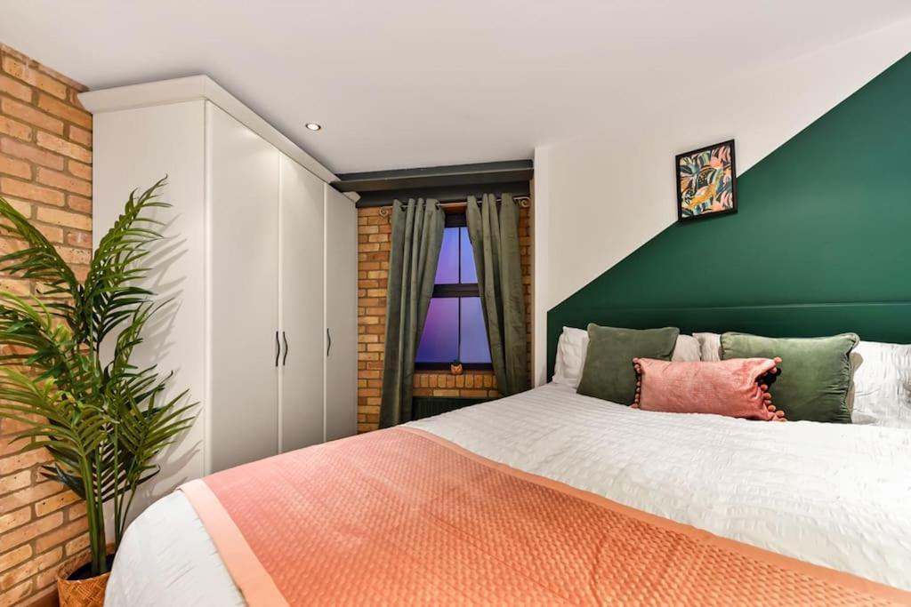 Spacious 2 Bed Urban Jungle Flat, Central Londra Exterior foto