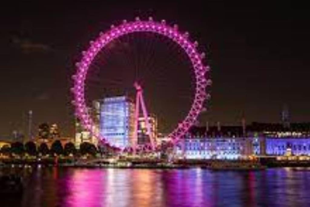 Spacious 2 Bed Urban Jungle Flat, Central Londra Exterior foto