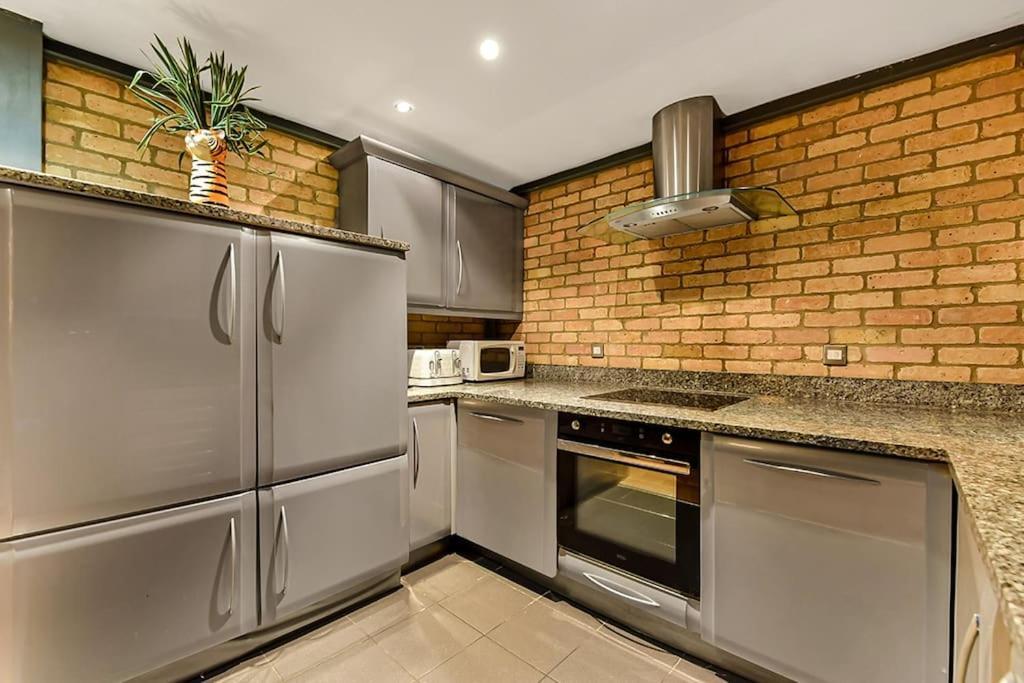 Spacious 2 Bed Urban Jungle Flat, Central Londra Exterior foto